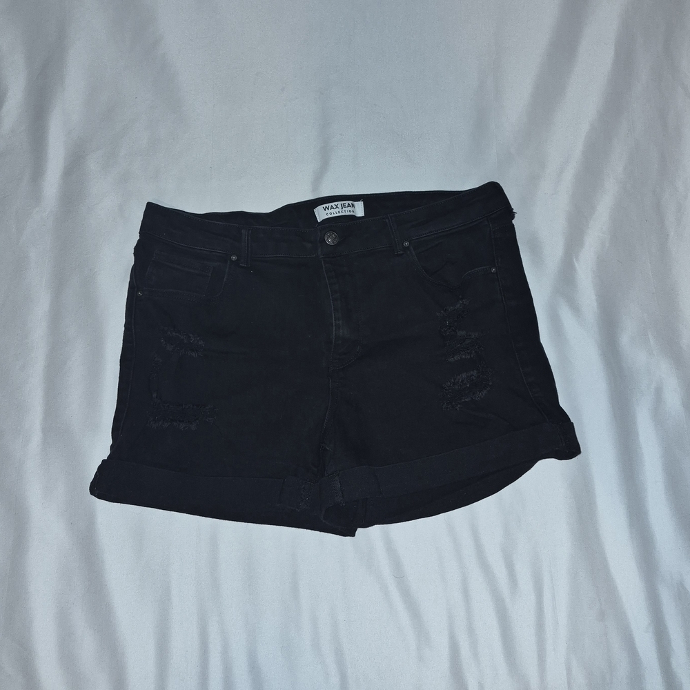 Wax Jean Collection Black Distressed Denim Shorts 2X Stretchy Rolled Hem